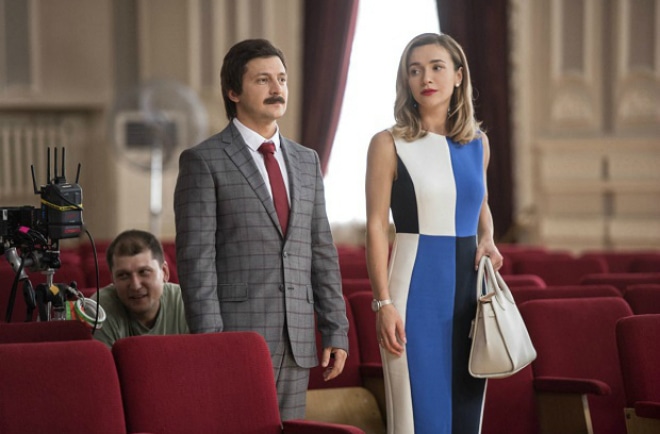 Владимир Зеленский и Настя Короткая в фильме 2018 года «Я, Ты, Он, Она» Владимир Зеленский и Настя Короткая в фильме 2018 года «Я, Ты, Он, Она»