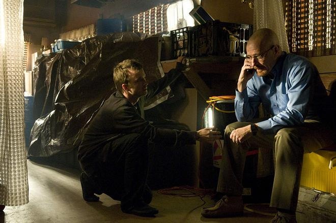 Аарон Пол и Брайан Крэнстон (кадр из сериала «Во все тяжкие») Аарон Пол и Брайан Крэнстон (кадр из сериала «Во все тяжкие»)