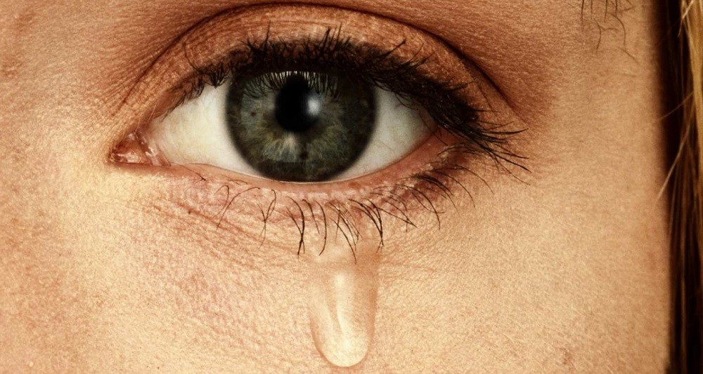 Почему люди плачут