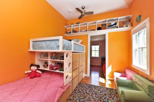 Дизайн однокомнатной квартиры с двумя детьми - интерьер детской