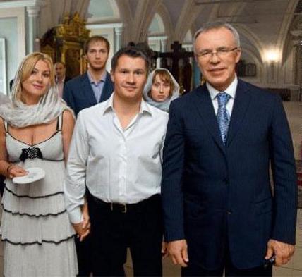 жена Немова Галина