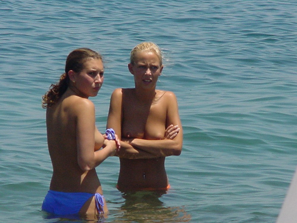 Nude Beach Girls
