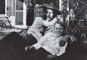 E. E. Cummings family photo