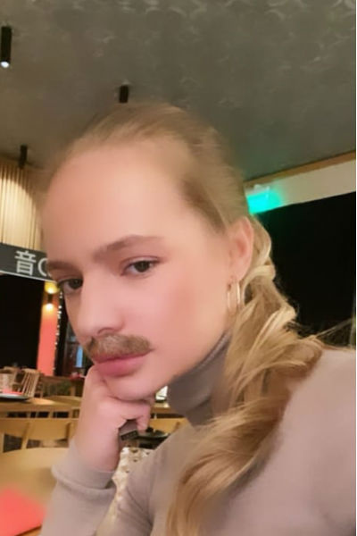 Маска Лизы сразу стала хитом Маска Лизы сразу стала хитом