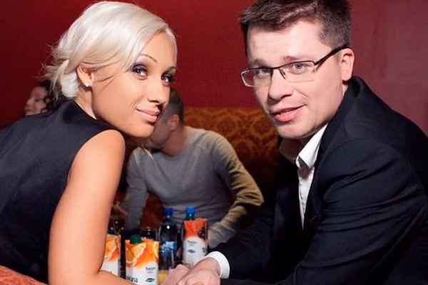 Гарик Харламов с первой женой Юлией Лещенко